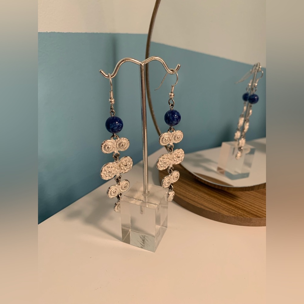 Dangle earrings